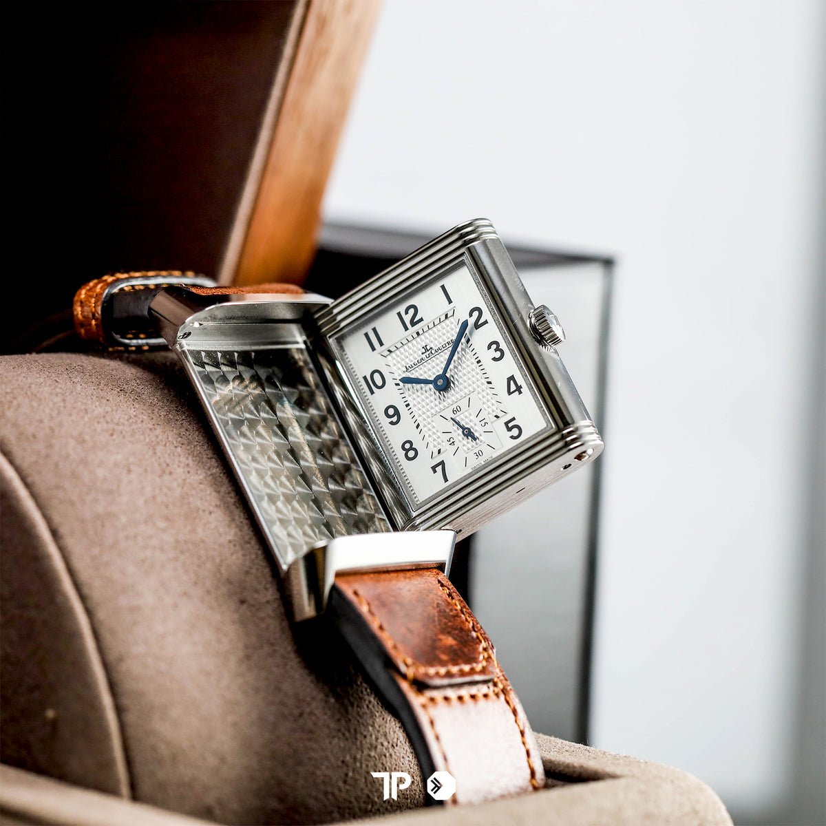 Reverso Classic Duo Face Medium Small Seconds (2025)