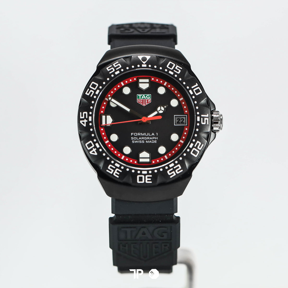 Formula 1 Solargraph Black Red DLC Rubber 38mm (2025)