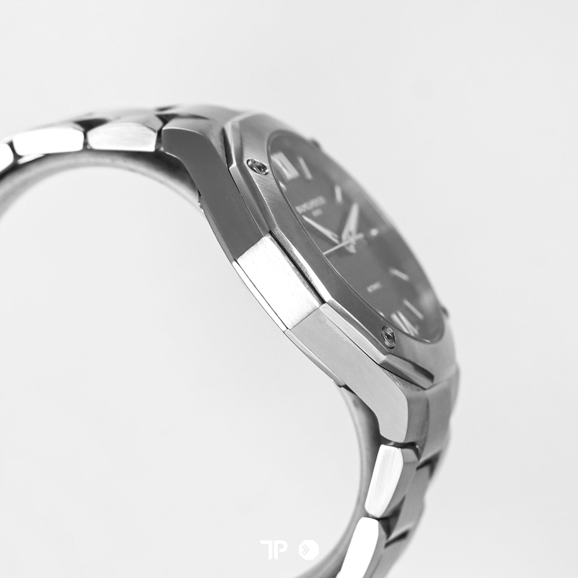 Riviera Automatic Black 42mm (2025)