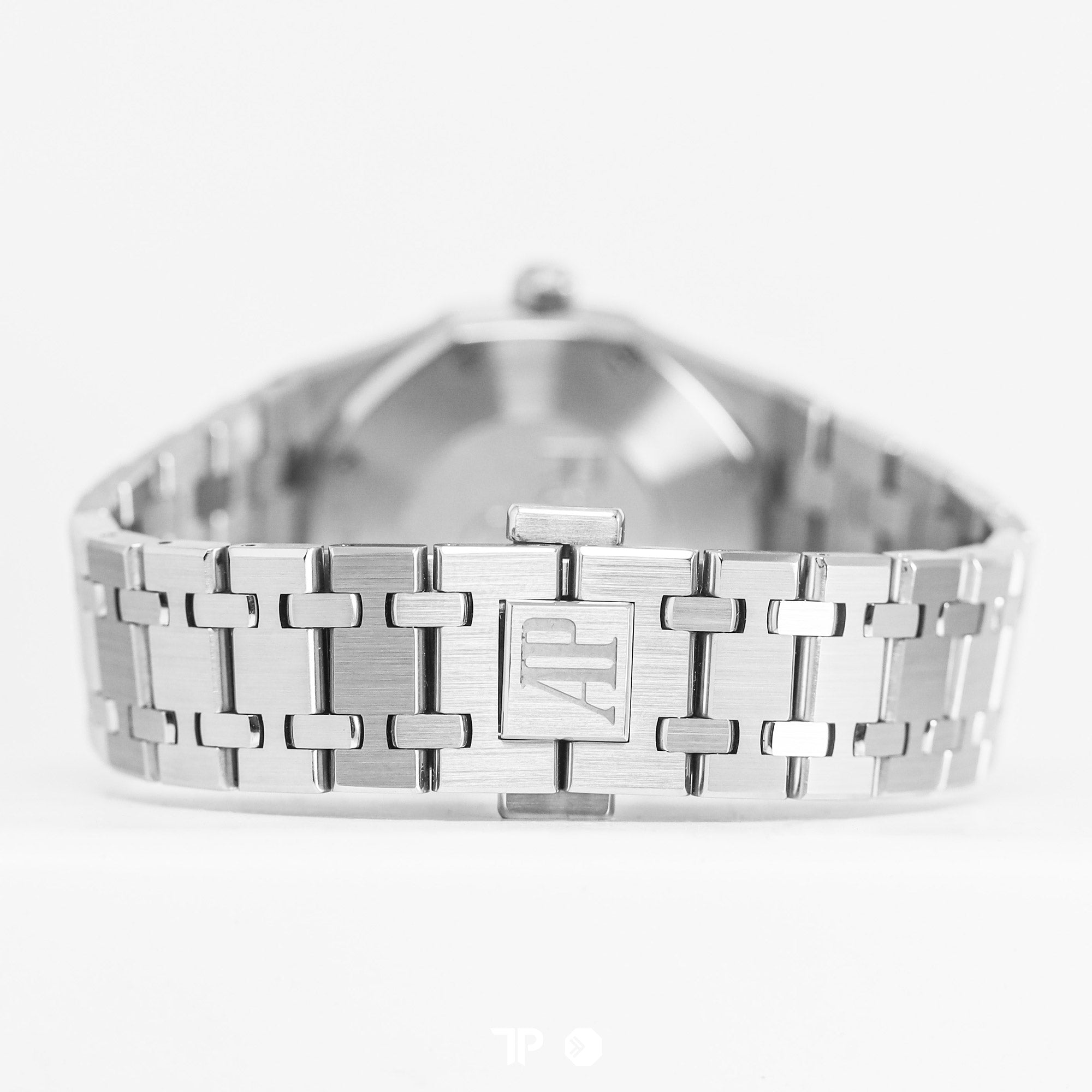 Royal Oak Quartz Black Tapisserie Dial 33mm (2017)