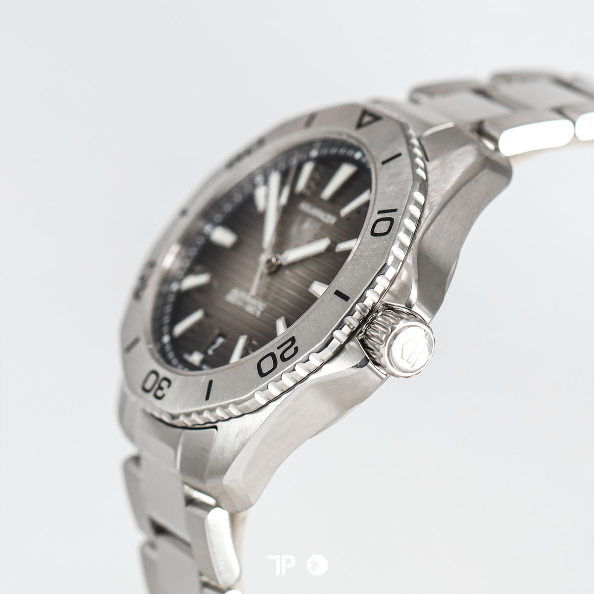 Aquaracer Professional 200 Automatic Smokey Black & Grey 40mm