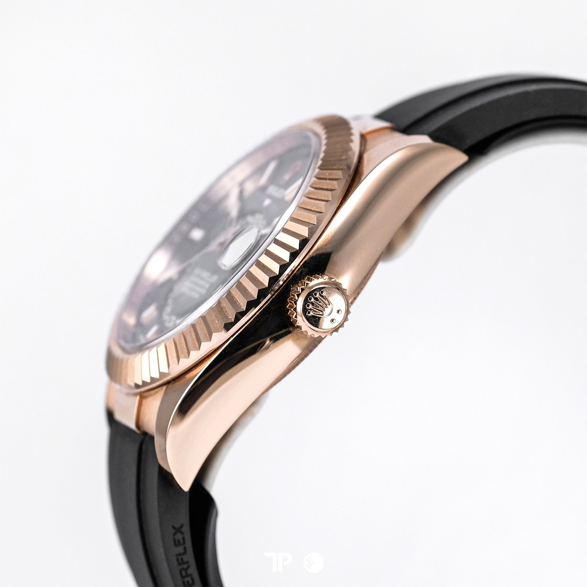 Sky-Dweller Rose Gold Oysterflex Rhodium Dial 42mm (2023)