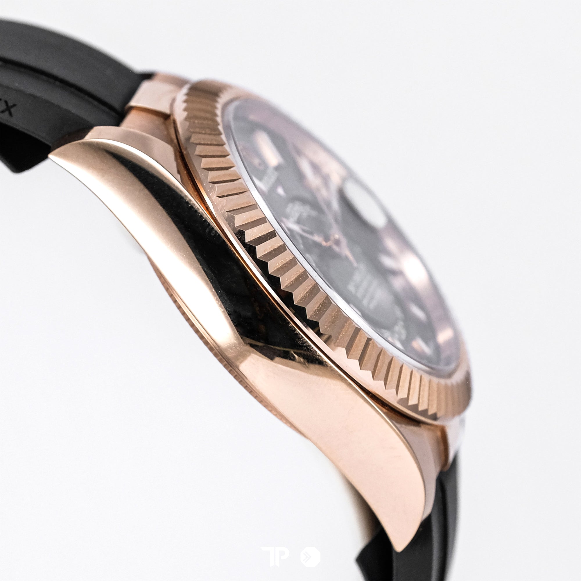Sky-Dweller Rose Gold Oysterflex Rhodium Dial 42mm (2023)