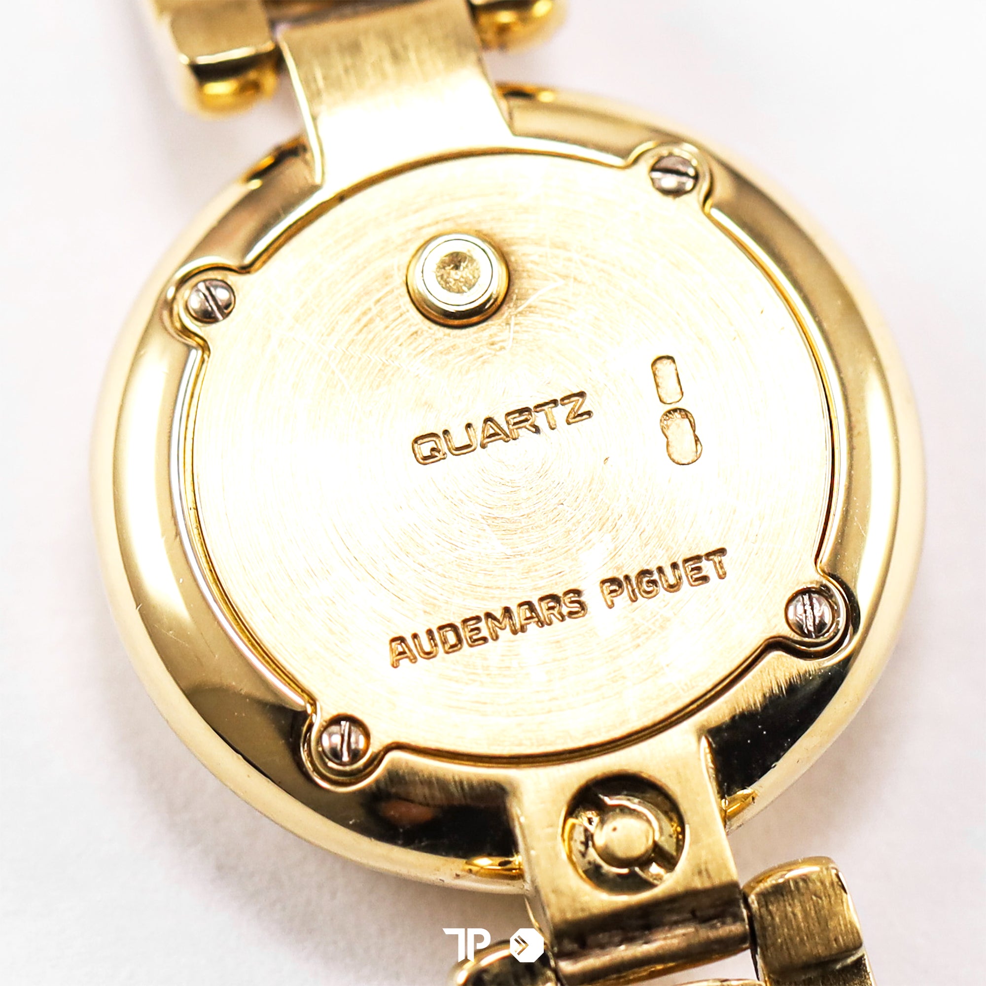 Vintage Ladies Diamond Yellow Gold 23mm (1992)