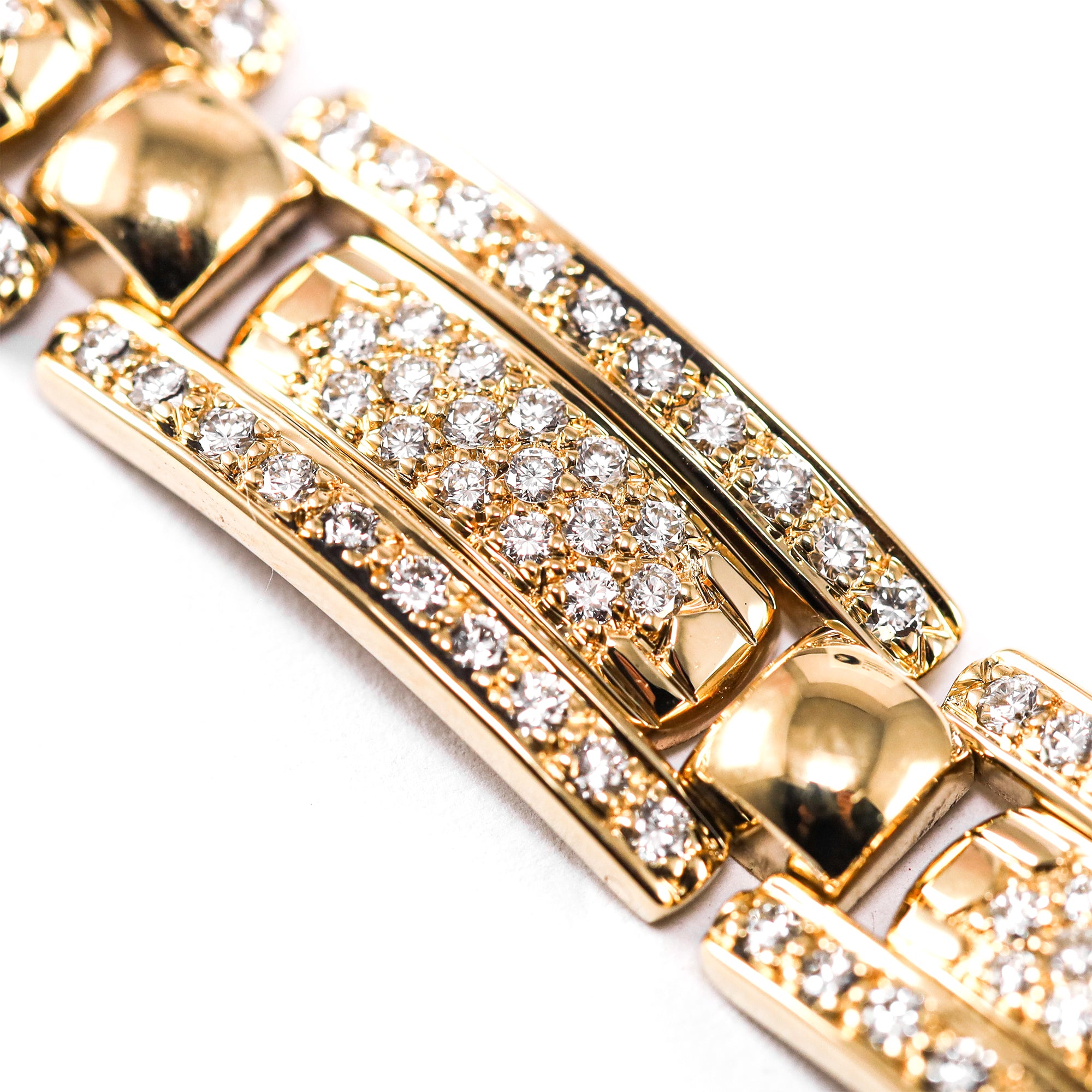 Vintage Ladies Diamond Yellow Gold 23mm (1992)