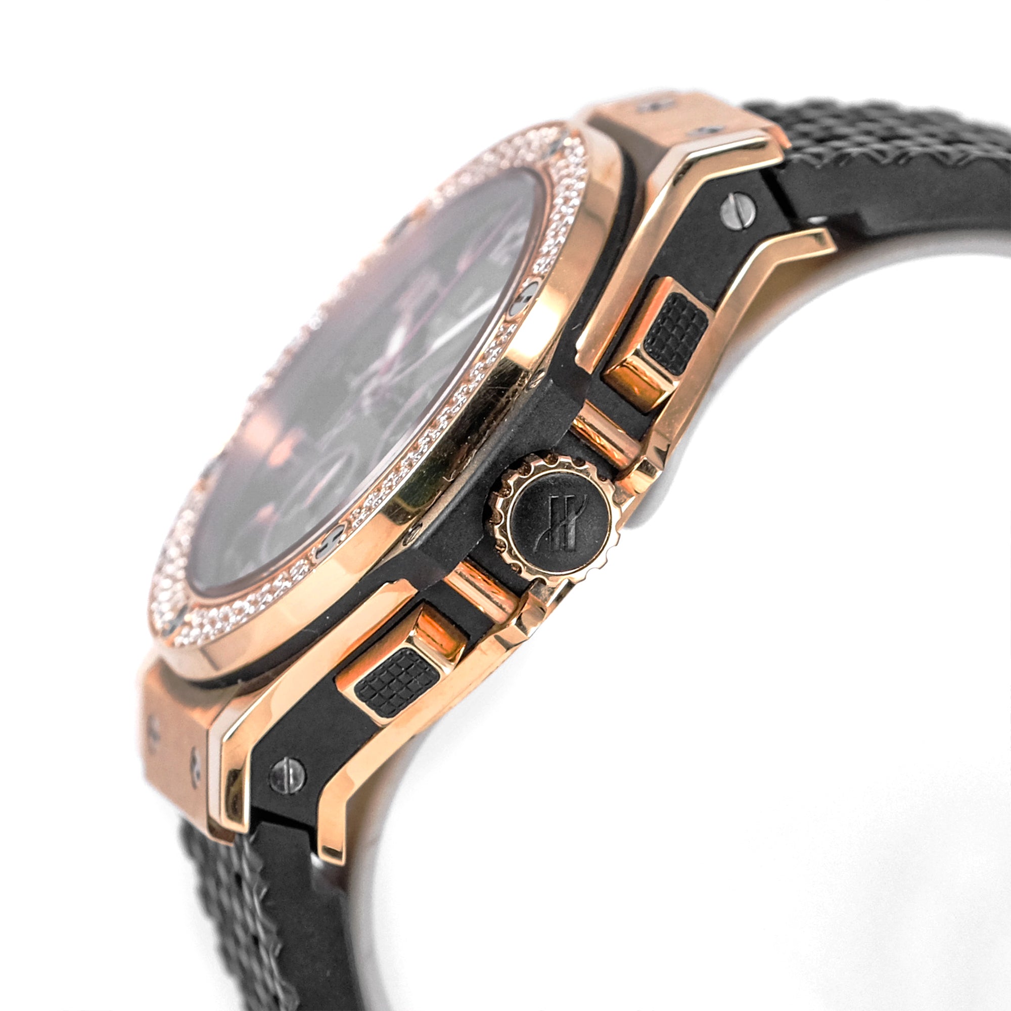 Bing Bang Diamond Bezel Black Dial 44mm (2015)