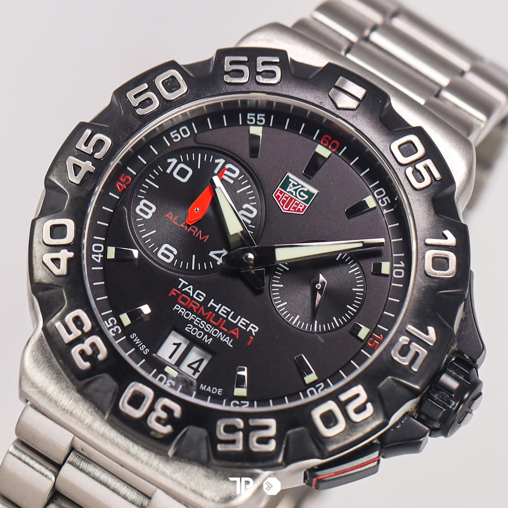 Formula 1 Alarm Quartz Titanium Black Dial 42mm