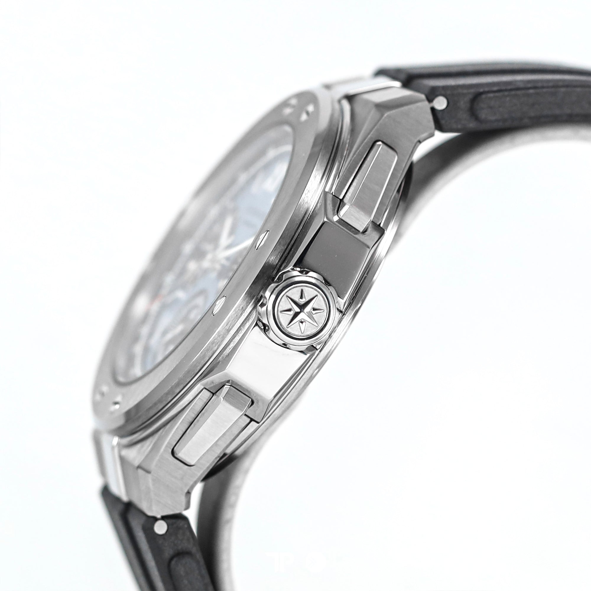 Alpine Eagle XL Crono Blue Titanium 44mm LIKE NEW(2026)