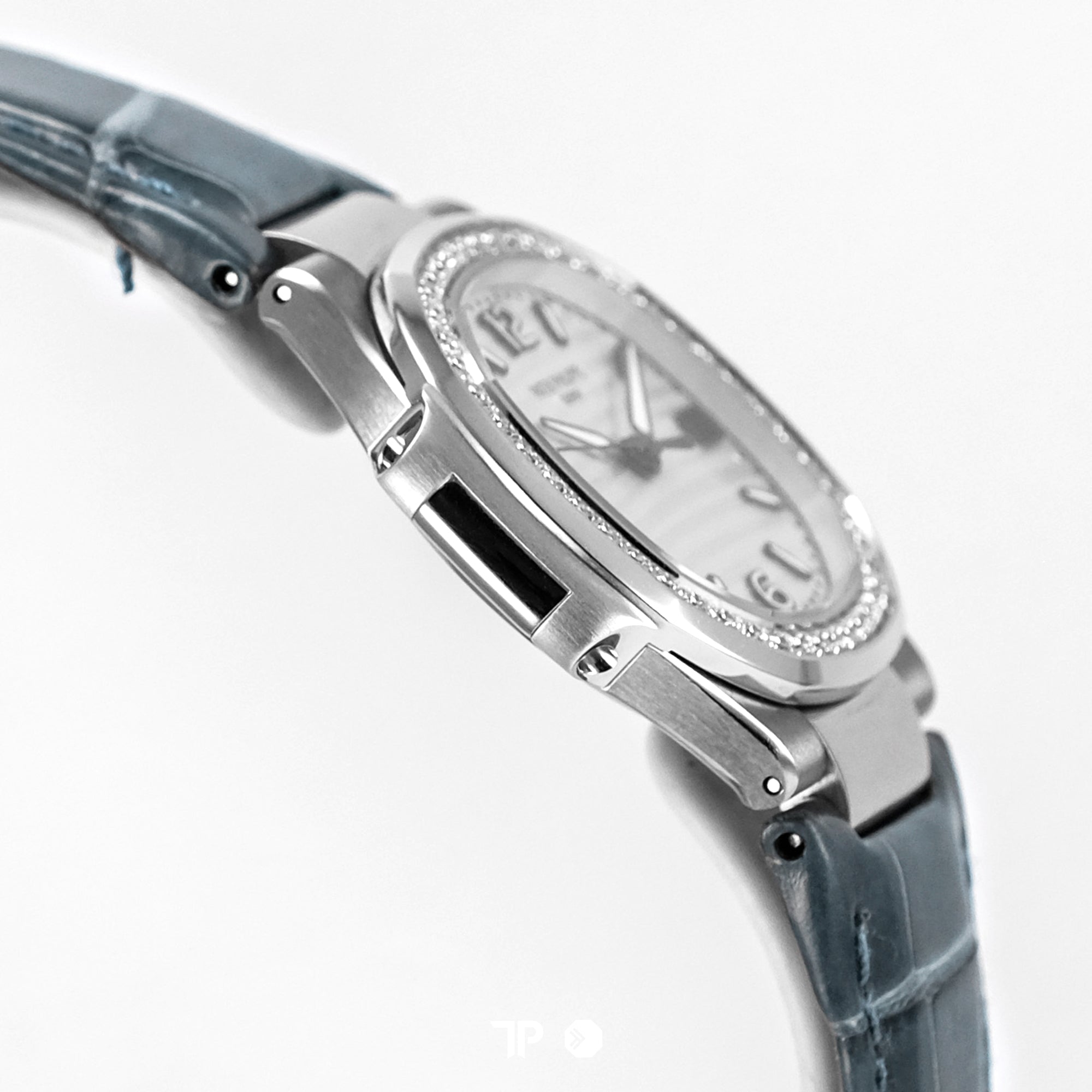 Nautilus 7010G-011 White Gold Diamond Bezel 32mm (2014)